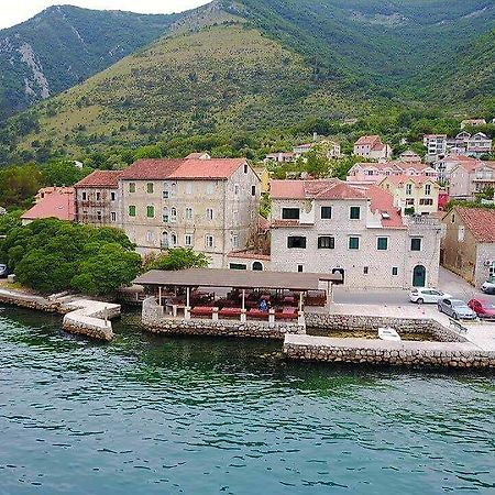 Lanterna Apartments Kotor Dış mekan fotoğraf