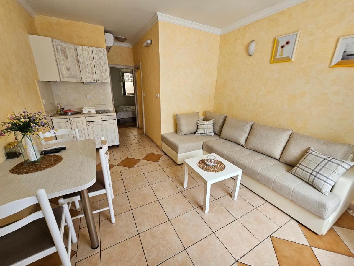 Lanterna Apartments Kotor Dış mekan fotoğraf
