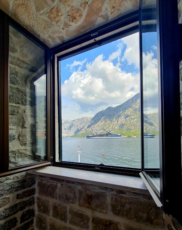 Lanterna Apartments Kotor Oda fotoğraf