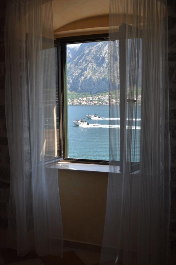 Lanterna Apartments Kotor Dış mekan fotoğraf