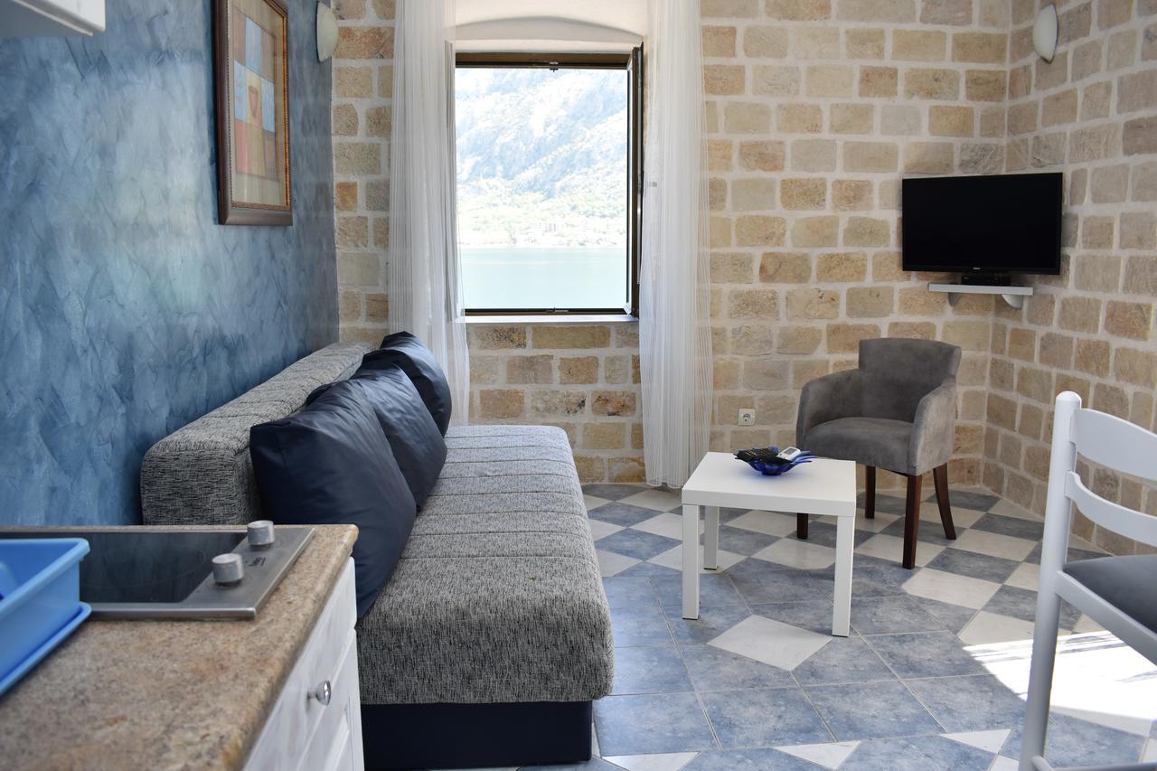Lanterna Apartments Kotor Dış mekan fotoğraf